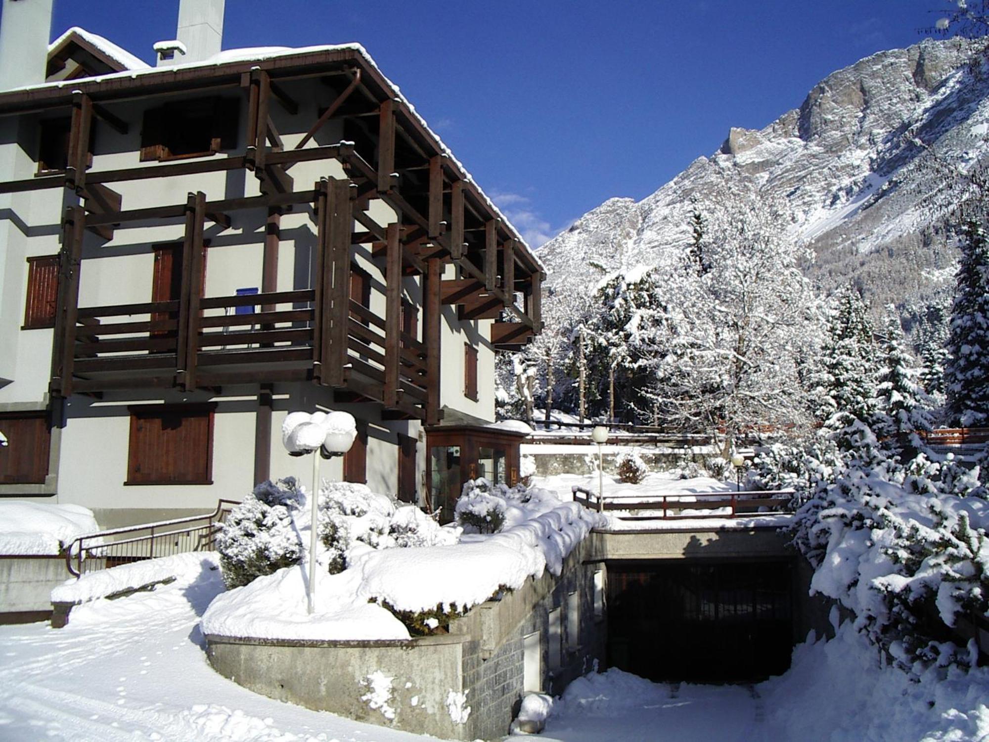 Hotel Terme Bormio Buitenkant foto